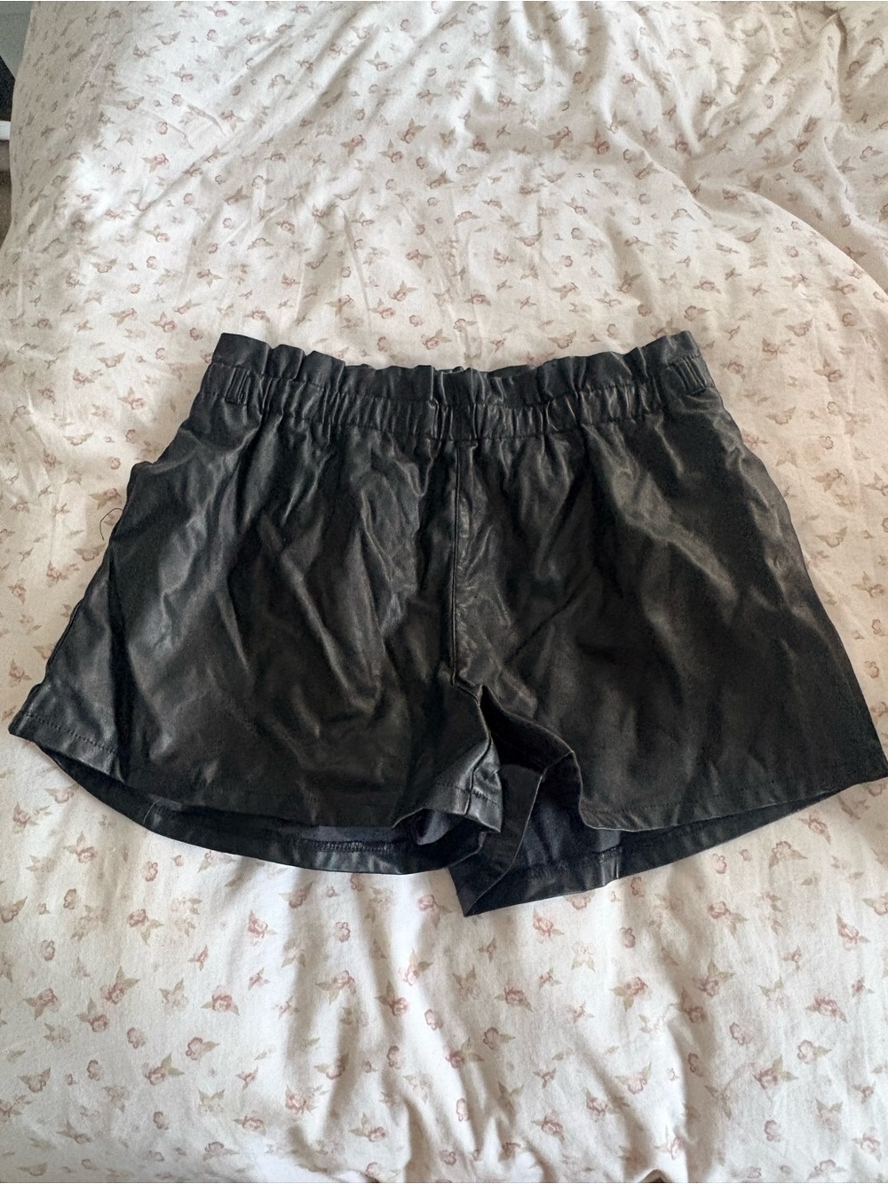 SHEIN Black Faux Leather High-Waist Women's Shorts